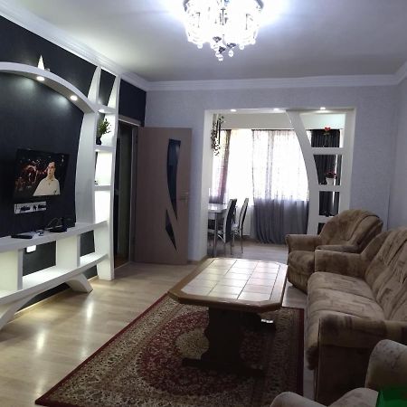 טביליסי Apartment For You מראה חיצוני תמונה